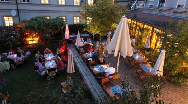 Karpfenhotel & Herrenhaus Im Gasthaus Sindel-Buckel Feuchtwangen Esterno foto